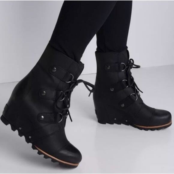 Sorel Joan Of Arctic Hidden Wedge Mid Boot •Women 6.5• Leather Waterproof Black - Picture 1 of 9